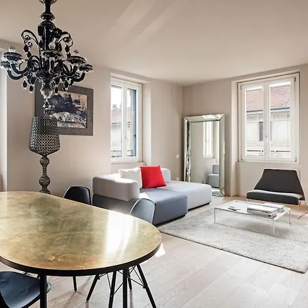 Easylife - Stylish Design In Fashion District * Milán